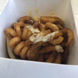 Bacon cheddar fries with little to no bacon or cheddar Bacon cheddar fries with little to no bacon or cheddar
