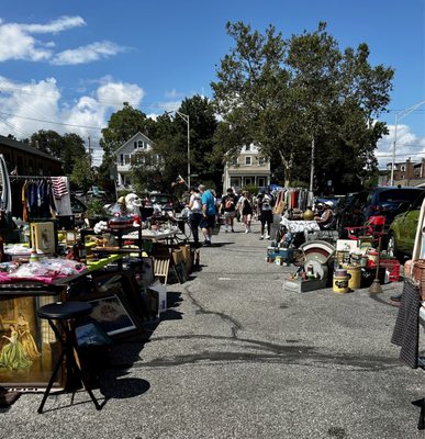 Beacon Flea Market by null