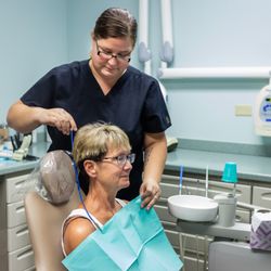 Beachside Implants R.S. Alvarez, DDS