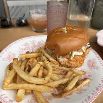 Flora - New American Near Me - Charlotte, North Carolina