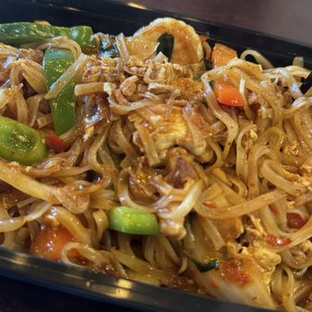 Manow Thai - Bangkok Noodles - Thai Near Me - Clarksville, Maryland