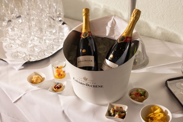 Zunfthaus zur Waag by null