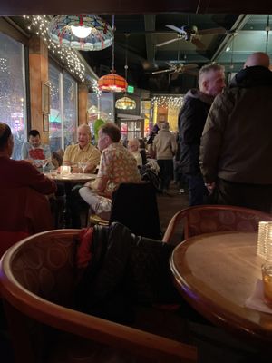 Twin Peaks Tavern by null