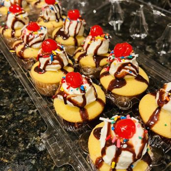 Sparkle Catering - Caterers Near Me
