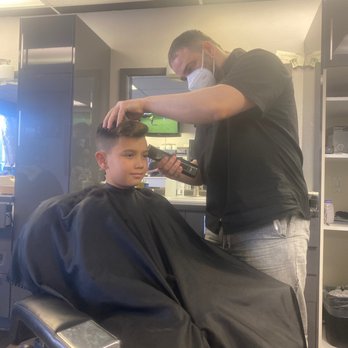Brothers Barber Shop - Barbers Near Me - Phoenix, Arizona Brothers Barber Shop - Barbers Near Me - Phoenix, Arizona