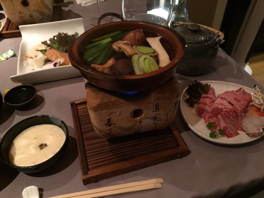 En Japanese kitchen & Sake bar by null