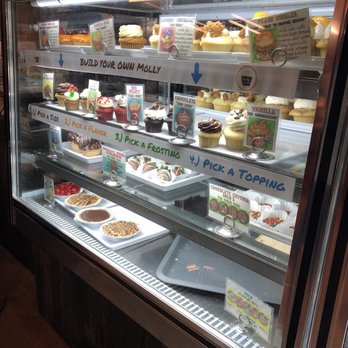 Molly's Cupcakes - Cupcakes Near Me - Chicago, Illinois