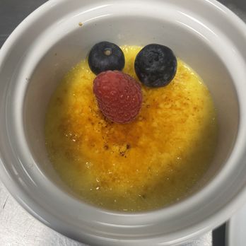 Kanteen Catering - Saffron elaichi creme brûlée - Caterers Near Me Kanteen Catering - Saffron elaichi creme brûlée - Caterers Near Me