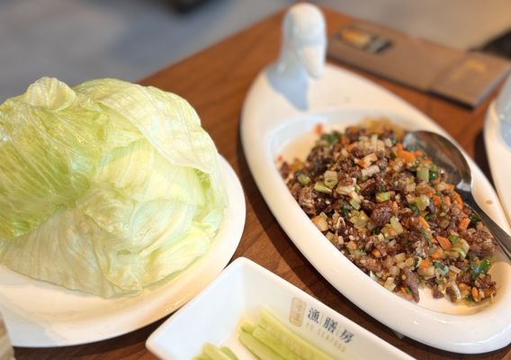 Yu Seafood Yorkdale by null