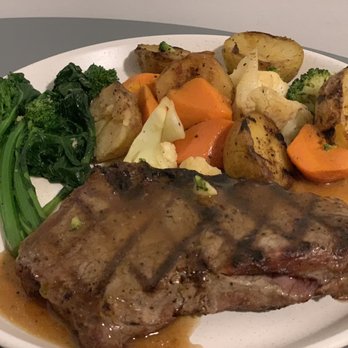 Carmelina Restaurant - Black angus striploin - Italian Near Me - Markham, Ontario