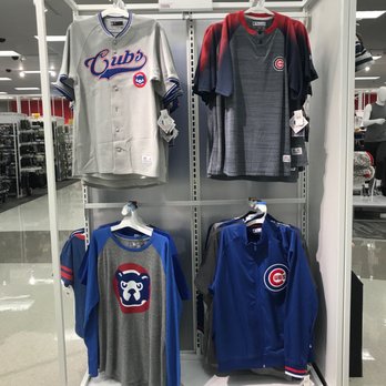 Target - Department Stores Near Me - Glendale Heights, Illinois