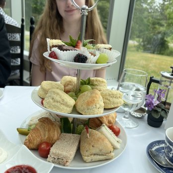 McFarland House - Tea tray - Tea Rooms Near Me - Niagara-on-the-Lake, Ontario McFarland House - Tea tray - Tea Rooms Near Me - Niagara-on-the-Lake, Ontario