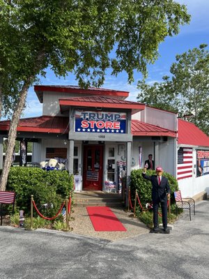 Trump store by null