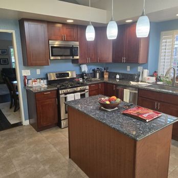 RB Painting - Accent wall area in kitchen - Painters Near Me RB Painting - Accent wall area in kitchen - Painters Near Me