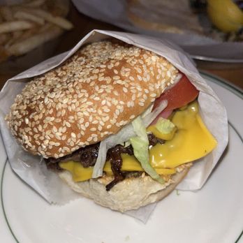 Winnie's - Winn-a-Burger (double) - Cocktail Bars Near Me - Houston, Texas