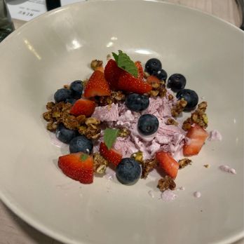 Naïve - Blueberry sorbet - New American Near Me - Louisville, Kentucky