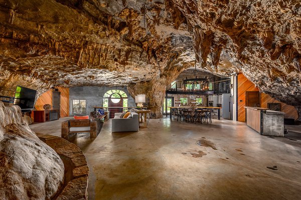Beckham Creek Cave Lodge by null