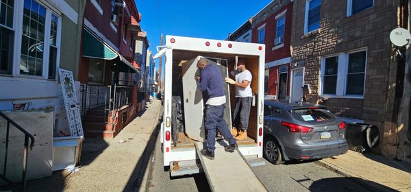 This was a residential cleanout - This was a residential cleanout for a client to resale the home This was a residential cleanout - This was a residential cleanout for a client to resale the home