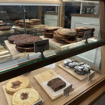 Bacio di Latte - Cookies & Brownies - Ice Cream & Frozen Yogurt Near Me - Los Angeles, California Bacio di Latte - Cookies & Brownies - Ice Cream & Frozen Yogurt Near Me - Los Angeles, California