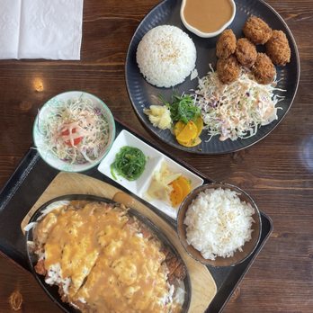 Ganji - Ganjieeeese Katsu (pork cutlet w/ mozzerella cheese + Kaki (oyster) Katsu - Japanese Near Me - San Francisco, California