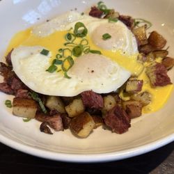 Caroline's Restaurant - Corned beef hash