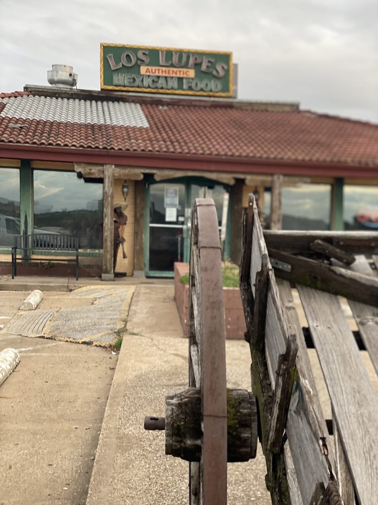 Los Lupes Restaurant
