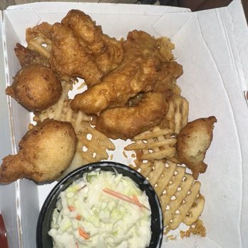 Long John Silver's - 3 piece meal doesn't even fill the box - Seafood Near Me - Mesa, Arizona Long John Silver's - 3 piece meal doesn't even fill the box - Seafood Near Me - Mesa, Arizona