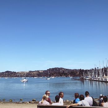 Bar Bocce - The views are excellent - Pizza Near Me - Sausalito, California