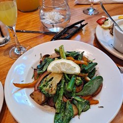 The Garden Brunch Cafe - Veggie bowl