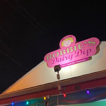 Bobbie's Dairy Dip - Sign - Ice Cream & Frozen Yogurt Near Me - Nashville, Tennessee