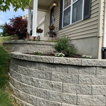 Genuine Lawn Care - Another view of the front retaining wall - Gutter Services Near Me - Fenton, Missouri