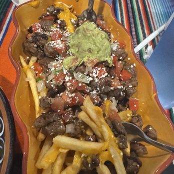 El Canario Carnitas - Piggy fries con asada - Mexican Near Me - Temecula, California El Canario Carnitas - Piggy fries con asada - Mexican Near Me - Temecula, California