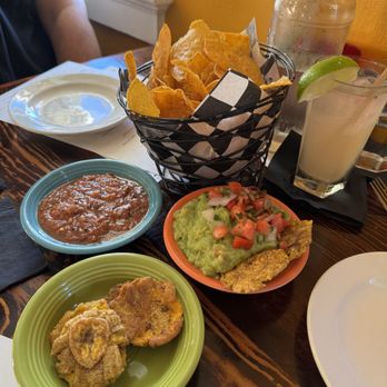 Perro Salado - Guacamole and salsa served with tortilla chips, tostones. The waiter suggested we get the smaller portion. So yummy! 10/10. - Tacos Near Me - Newport, Rhode Island Perro Salado - Guacamole and salsa served with tortilla chips, tostones. The waiter suggested we get the smaller portion. So yummy! 10/10. - Tacos Near Me - Newport, Rhode Island