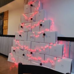 R&R Cafe -Bakery- Market - Bakery boxes