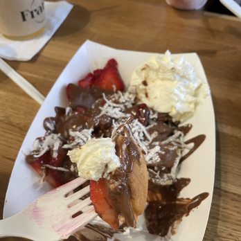 Fraise Cafe - 12 Mini Pancakes - Creperies Near Me - Fullerton, California Fraise Cafe - 12 Mini Pancakes - Creperies Near Me - Fullerton, California