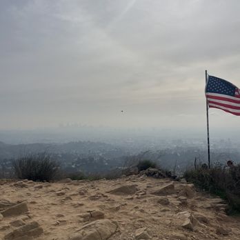 Cahuenga Peak - Hiking Near Me - Los Angeles, California