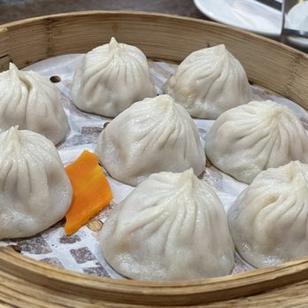 Yang Kee Dumpling - Pork and Crab Soup Dumpling - Dim Sum Near Me - Davis, California