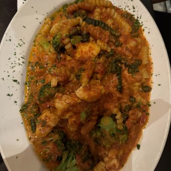 Fritto Misto - Fusilli w/ pink sauce and added chicken and broccoli - Italian Near Me - Santa Monica, California