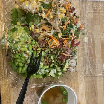 Poke Oahu - a salad and a cup of soup - Poke Near Me - Simi Valley, California