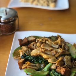 Pad See Eew Noodles