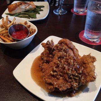 SOB Downtown - Chicken and waffles, Fries, Salmon - Gastropubs Near Me - Memphis, Tennessee