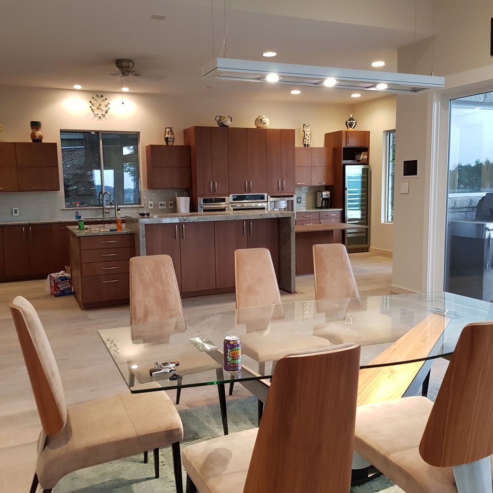 Arlene Maze - Dochen Realtors - Arlene helped us find homes that were not yet listed. - Real Estate Agents Near Me - Austin, Texas Arlene Maze - Dochen Realtors - Arlene helped us find homes that were not yet listed. - Real Estate Agents Near Me - Austin, Texas