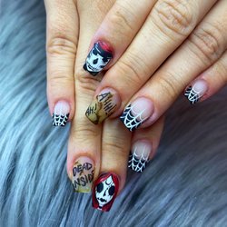 Famous Nails - Spooky nails time