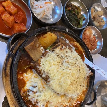 Yigah Restaurant - braised short ribs with cheese - Korean Near Me - Irvine, California Yigah Restaurant - braised short ribs with cheese - Korean Near Me - Irvine, California
