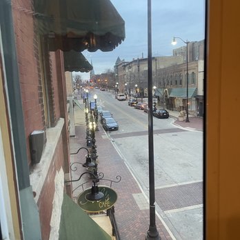 Al's Cafe & Creamery - Diners Near Me - Elgin, Illinois