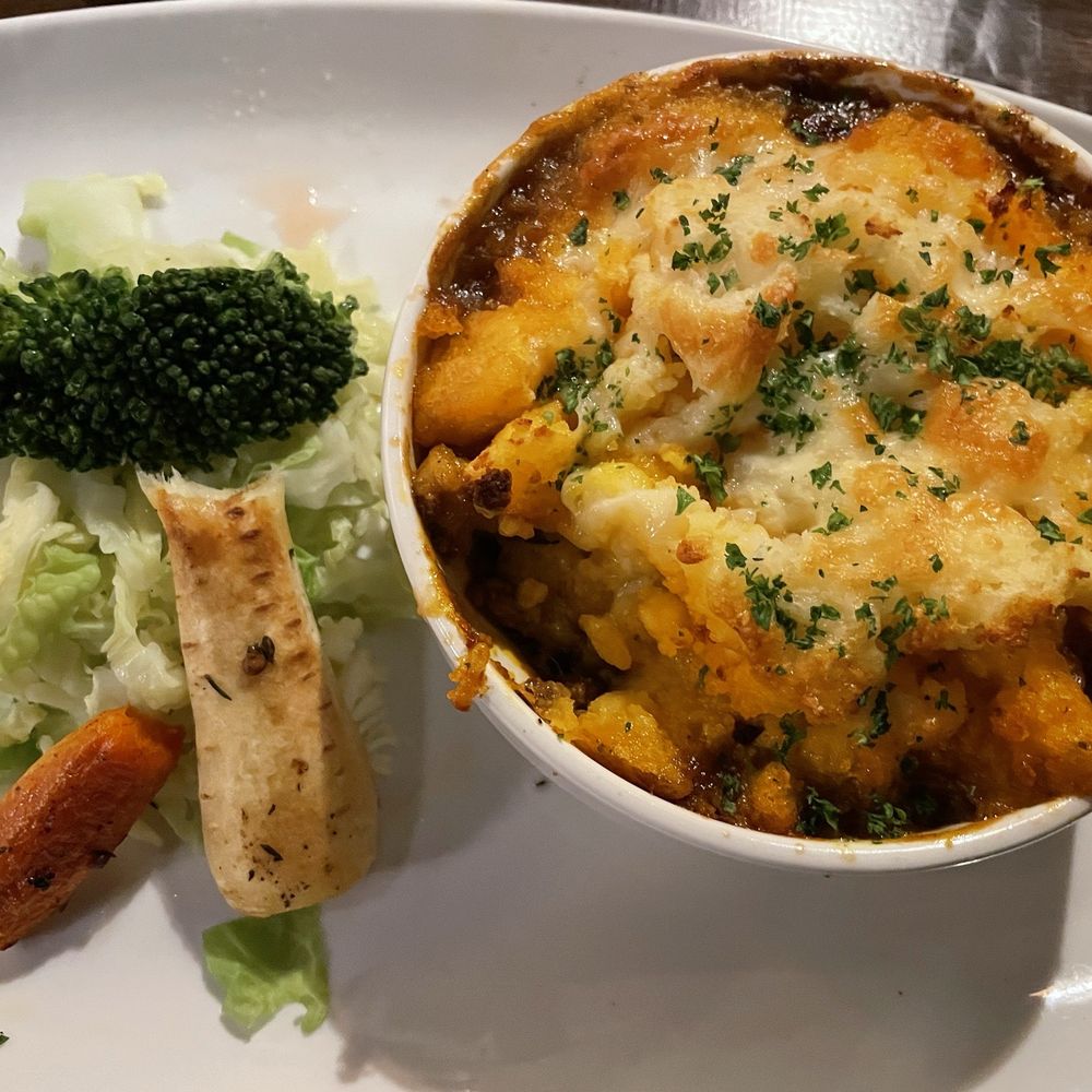 The Ship Inn - Shepherds Pie - Pubs Near Me - Peterborough, PTE The Ship Inn - Shepherds Pie - Pubs Near Me - Peterborough, PTE