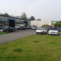 Autohaus Uhlenkotten Autowerkstatt Haus Uhlenkotten 26a