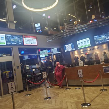 Topgolf - Golf Near Me - Chesterfield, Missouri