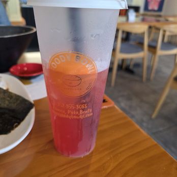 Foody Bowl - Strawberry green tea - Poke Near Me - Ocala, Florida