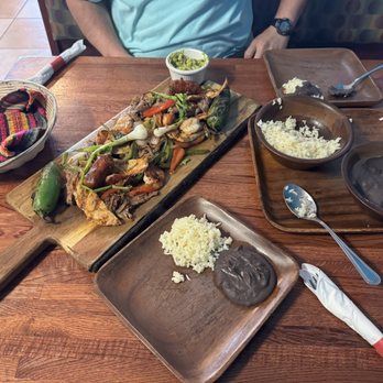 Del Campo Restaurant - Tablazo de Tablazo Del campo for two people - Latin American Near Me - Woodbridge, Virginia